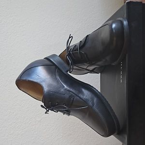 Men's black dress shoes